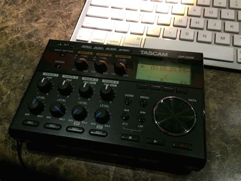 Tascam recorder : Juan Orozco