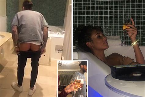 OMG He S Naked Only Way Is Essex Star Pete Wicks OMG BLOG