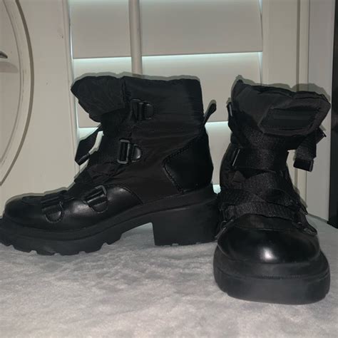 Kendall Kylie Shoes Kendall And Kylie Black Winter Puffer Boot