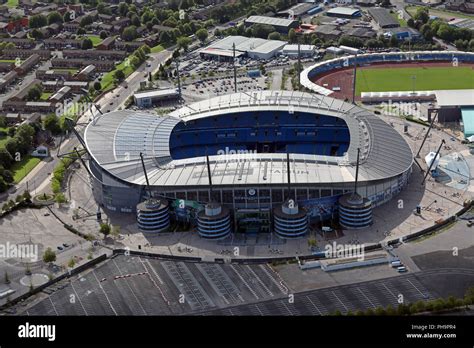 Etihad stadium hi-res stock photography and images - Alamy