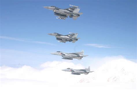 Age • F 16 Photography