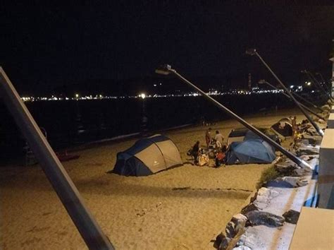 Ennesima Tendopoli Sulla Spiaggia Di Savona Campeggiatori Fatti