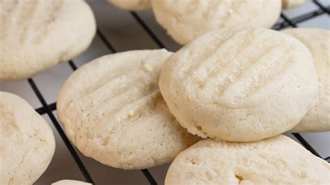 Classic Cornstarch Cookies: 5-Ingredient Argo Melting Moments