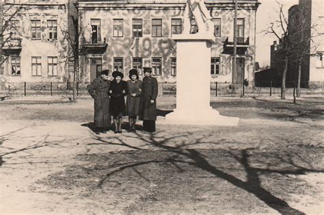 In Search Of Lost Time First Stalin School Time News