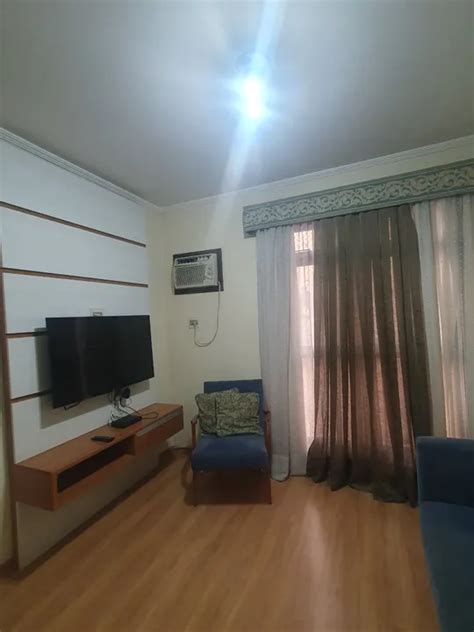 Apartamento Na Rua Lamenha Lins Centro Em Curitiba Por R