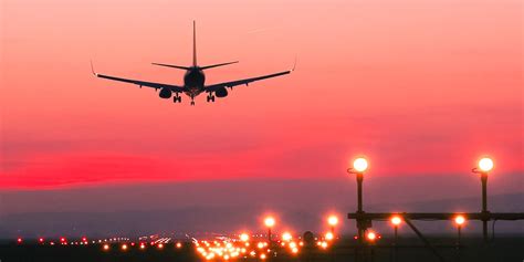 Trasporti il traffico aereo davanti alla sfida della sostenibilità