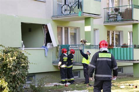 Wybuch w Olsztynie Dwie osoby są ranne ZDJĘCIA VIDEO AKTUALIZACJA