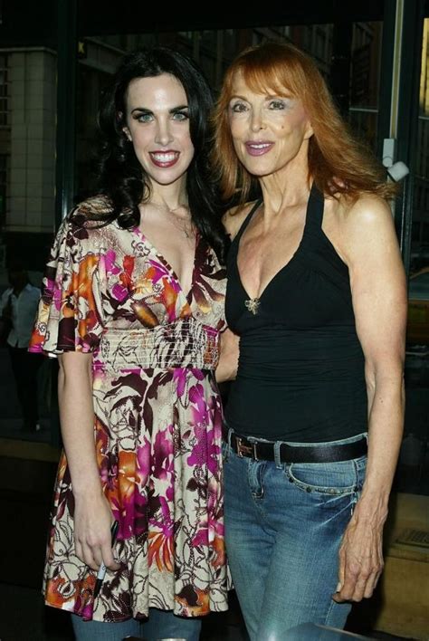 Tina Louise Net Worth: Career & Lifestyle [2025 Update]