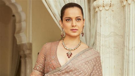 Emergency Kangana Ranaut Shares News Clip As She Announces