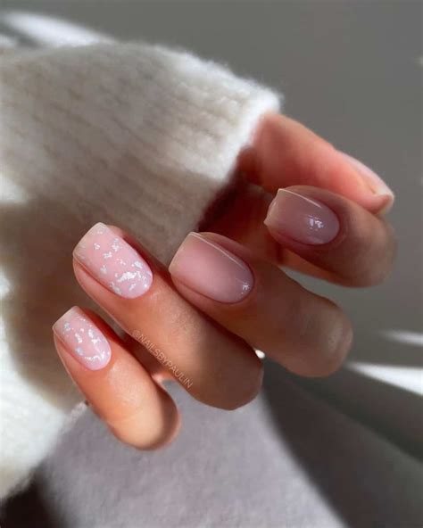 El Secreto de la Elegancia en las Uñas Descubre la Magia del Color Nude con estas ideas Mujer
