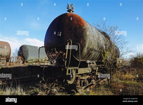 Rail Tankers Rail Freight Hi Res Stock Photography And Images Alamy