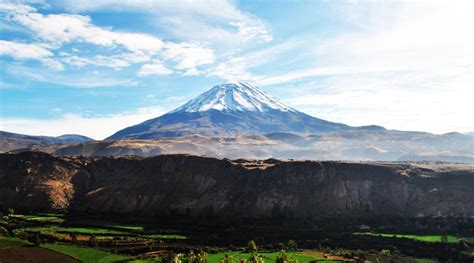 Aventuras En Arequipa Volcanes Ca Ones Y Tradiciones