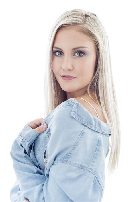 Teens - Flash That Studio
