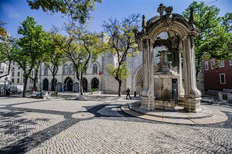 Lisboa Regressam As Visitas Ao Quartel Do Carmo Palco Essencial Do