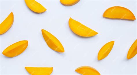 Premium Photo Mango Slices