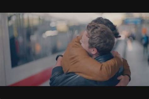 Video Adorable German Ad Features Gay Soccer Player And His Boyfriend Outsports