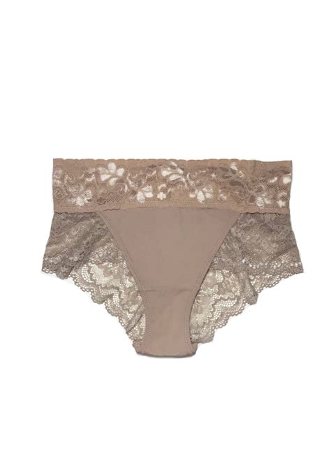 Calcinha Cintura Alta Rendada Michelle Lingerie