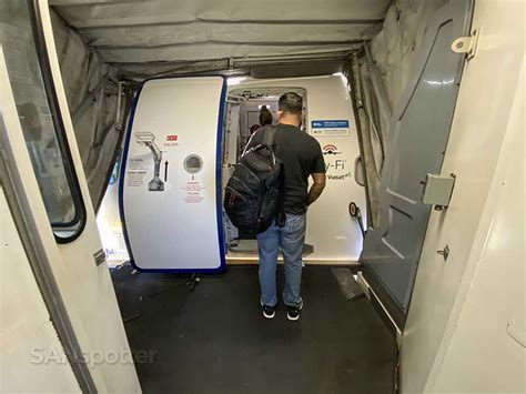 JetBlue A321neo economy: all the other airlines need to be VERY worried ...