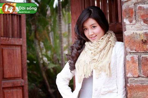 Những hot girl có má lúm đồng tiền cực xinh xắn