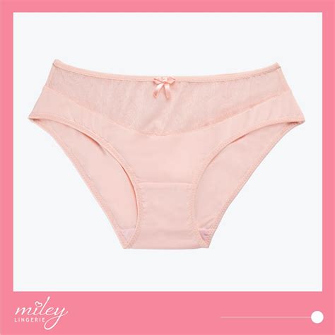 Quần Lót Bikini Thun Lạnh Phối Ren Ép Bông Active FMM GOSUMO VN