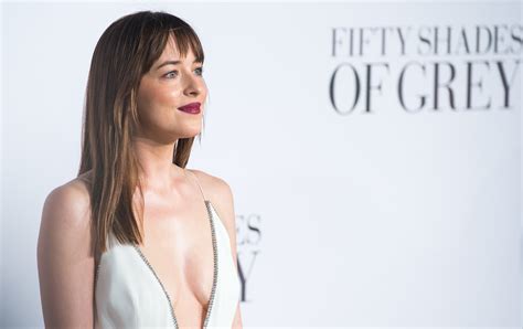 Dakota Johnson Struggled Financially After Being Cut From Dad's "Payroll"