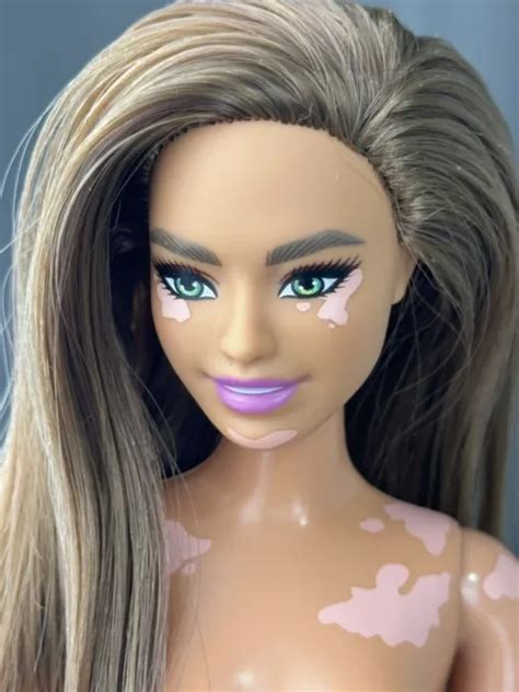 NUDE BARBIE FASHIONISTAS Doll Brunette Vitiligo Articulated Curvy Body OOAK