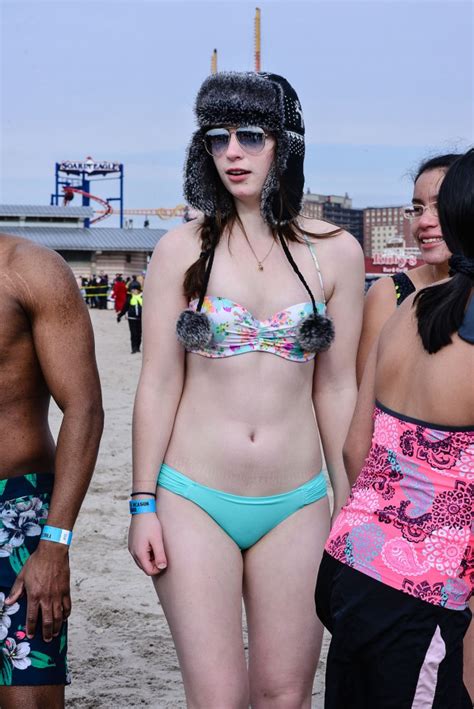 Gallery Polar Bear Club Swimmers Take Icy Plunge On New Years Day 2014