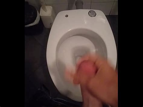Masturbating In Public Toilet Xvideos