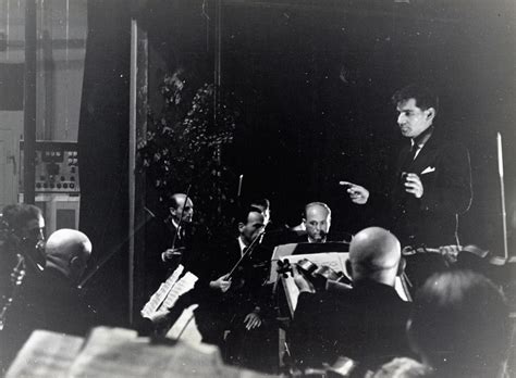 Leonard Bernstein Conducting