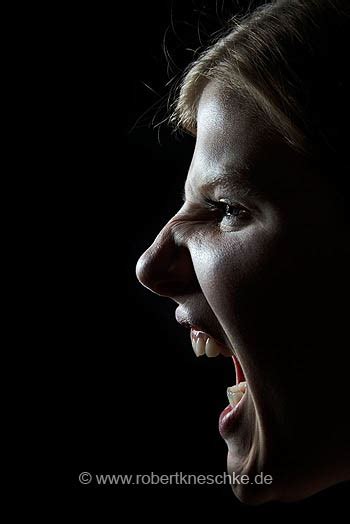 Lange Blonde Haare Und Ein Lachen Alltag Eines Fotoproduzenten