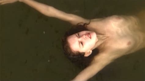 Nude Video Celebs Leanca Grau Nude Obnagennaya Natura