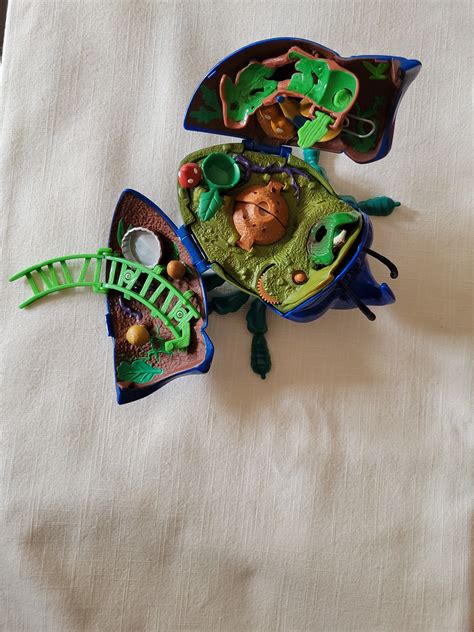 Disney Bugs Life Dim And Pt Flea Moveable Playsets 1990s 12 Little