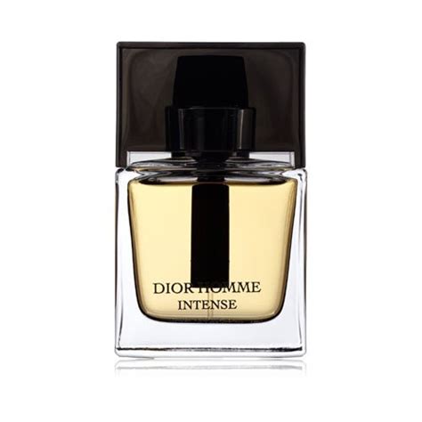 What are the Best Long-Lasting Perfumes for Men in 2021?