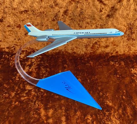 Макет самолета Ил-62 (Аэрофлот) - Антикварный магазин "Славная Эпоха"