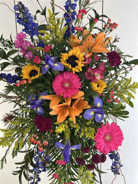 Merle's Flower Shop | Seward NE