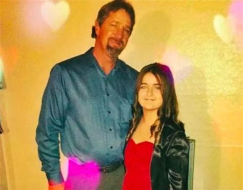 Un Padre Mata Al Novio De Su Hija Después De Descubrir Que La Vendió A