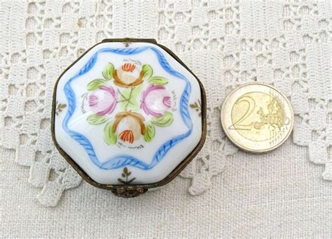 Small Hexagonal Vintage Limoges Porcelain Pill Box Wi Gem