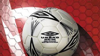 people   playing championship manager season