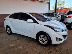 Comprar Sedan Hyundai HB 20 Sedan 1 6 16v 4P Flex Premium Prata 2015 Em