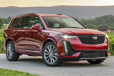 2020 Cadillac Xt5 Vs 2020 Cadillac Xt6 What S The Difference Autotrader