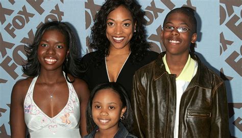 ‘the Bernie Mac Show Cast Reunites Look At Them Now Tv One
