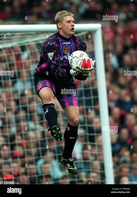 Peter Schmeichel Manchester United Fc March Stock Photo Alamy