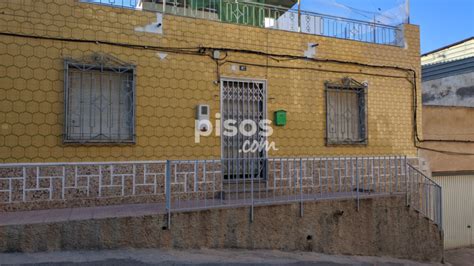 Casa En Venta En Calle De Jovellanos Cerca De Calle De Jos Espinosa