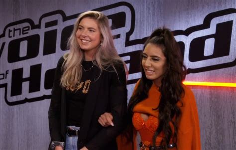 Alisha (The Voice) reageert op opwinding mini-truitje vriendin | Foto ...