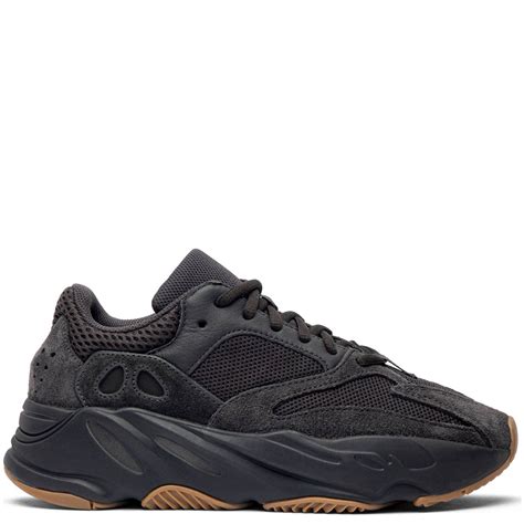 Adidas Yeezy Boost 700 V1 'Utility Black' | Pluggi
