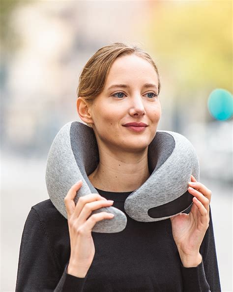 Go Neck Pillow – Ostrichpillow