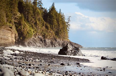 19 Scenic Hikes On Vancouver Island That Will Take You To New Heights