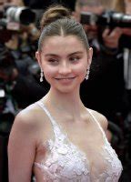 CARYS ZETA DOUGLAS Nude AZNude