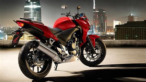 Honda CB F Naked bike rẻ nhất trong số anh em nhà Honda