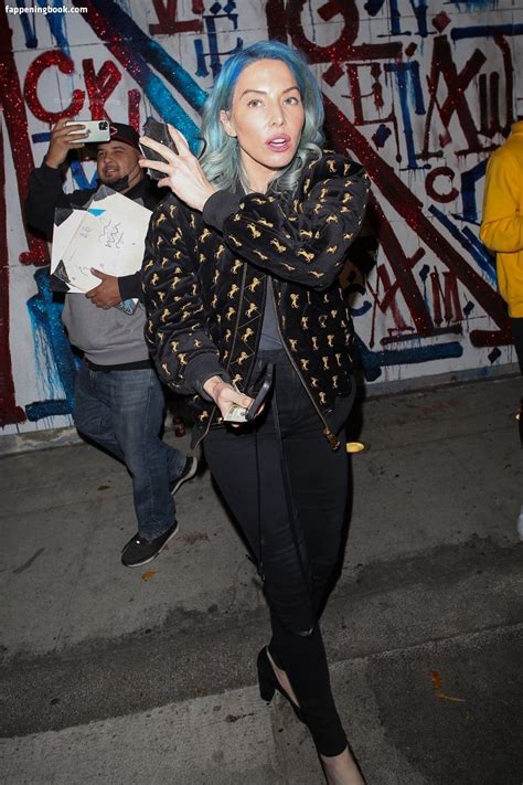 Whitney Cummings Whitneycummings Nude OnlyFans Leaks Fappening Page 4 FappeningBook